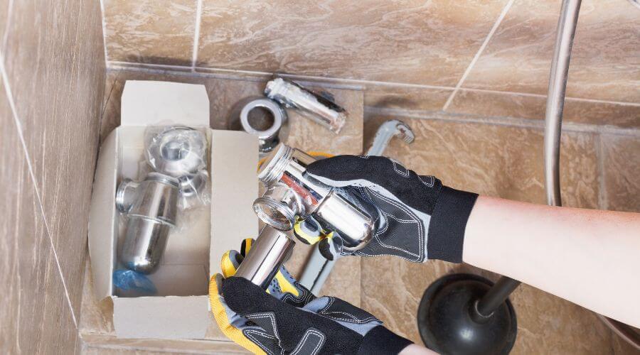 Professional gutter cleaning in Drummond Island, MI